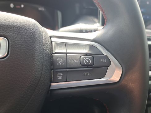 Used 2022 Jeep Compass Trailhawk w/ Trailhawk Elite Group image 21