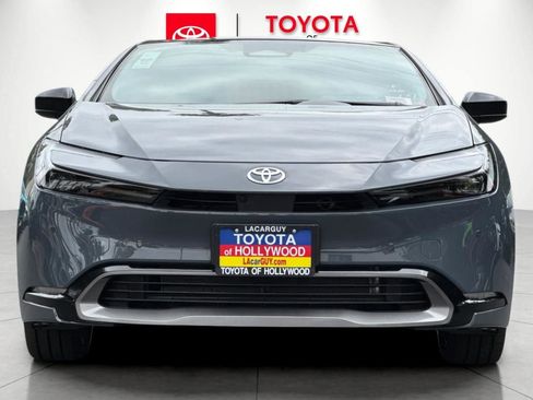 New 2026 Toyota Prius Limited FWD image 8