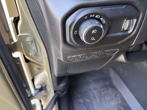 New 2026 Jeep Gladiator Willys AWD/4WD image 24