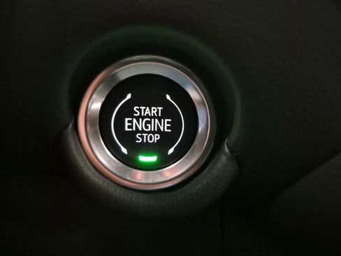 New 2026 Chevrolet Suburban LT image 17