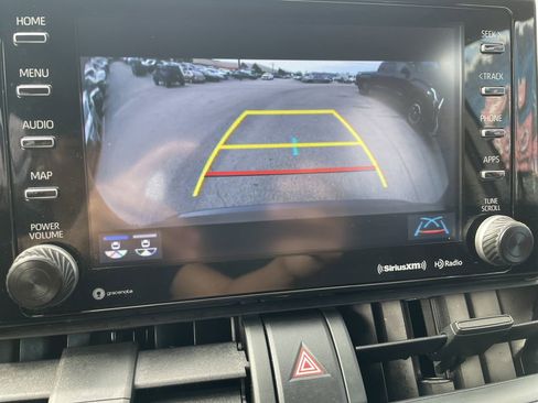 Used 2019 Toyota RAV4 XLE AWD/4WD image 20