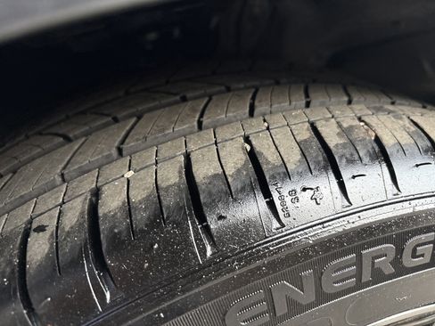 Certified 2024 Lexus ES 350 Ultra Luxury image 12