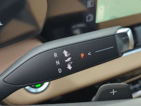 New 2026 Chevrolet Equinox ACTIV w/ Convenience Package III image 16