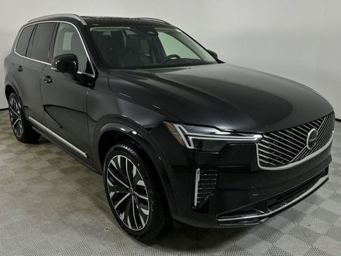 Used 2026 Volvo XC90 B6 Ultra w/ Protection Package AWD/4WD image 27