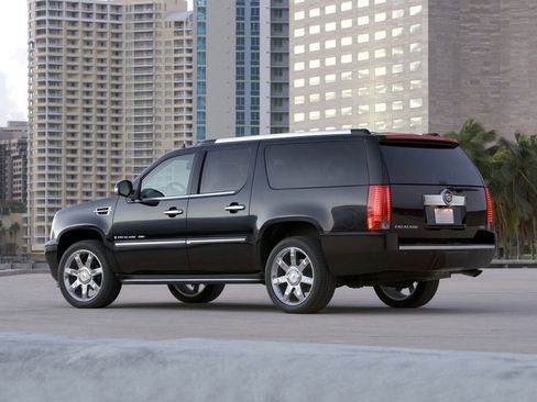Used 2013 Cadillac Escalade ESV Premium image 1