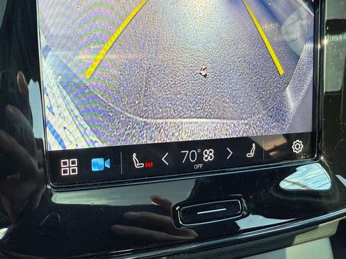 Certified 2023 Volvo XC40 Recharge Plus w/ Protection Package Premier image 21