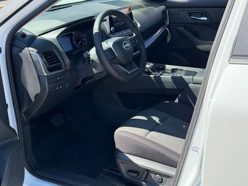 New 2026 Nissan Rogue SV FWD image 11