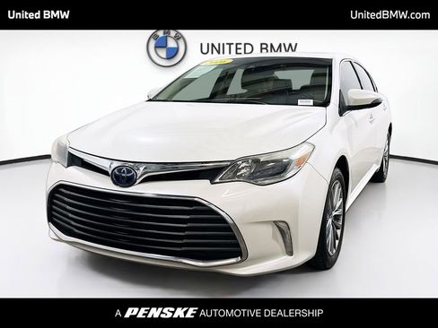 Used 2016 Toyota Avalon Limited w/ Toyota Safety Sense Package image 1