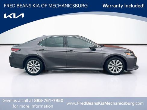 Used 2019 Toyota Camry LE FWD image 8