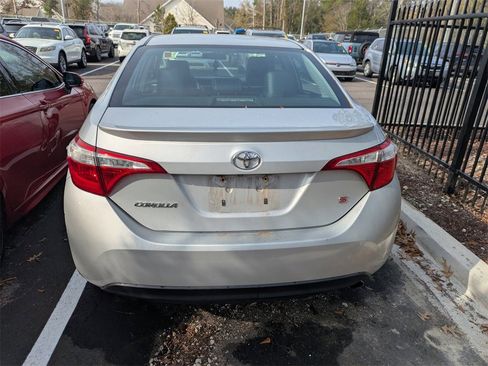 Used 2015 Toyota Corolla S image 6