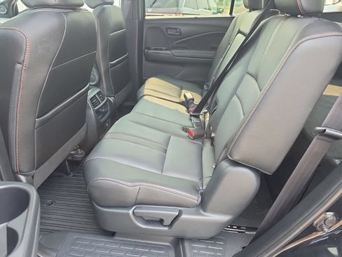 Certified 2023 Honda Passport TrailSport image 27