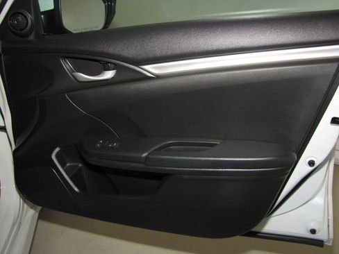 Used 2020 Honda Civic Sport image 20
