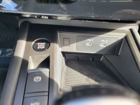 New 2026 Nissan Kicks SR w/ SR Premium Package AWD/4WD image 26