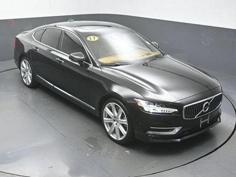 Used 2017 Volvo S90 T6 Inscription w/ Vision Package AWD/4WD image 42