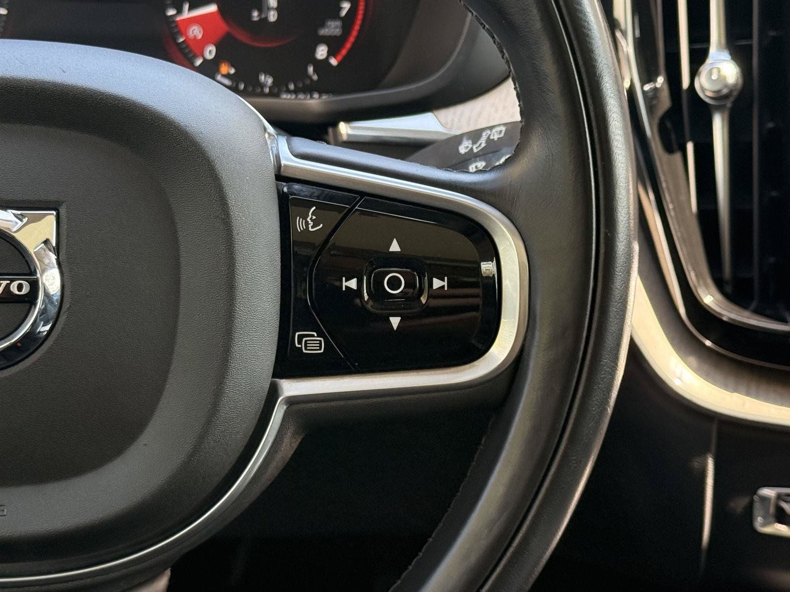 Used 2018 Volvo XC60 T6 Inscription AWD/4WD image 27