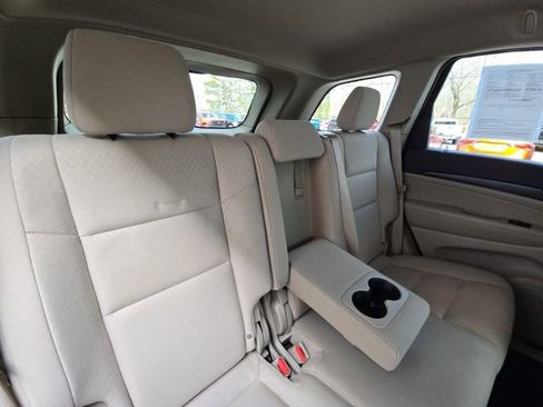 Used 2020 Jeep Grand Cherokee Laredo image 15