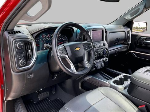Used 2022 Chevrolet Silverado 1500 LTZ w/ LTZ Convenience Package II RWD image 18