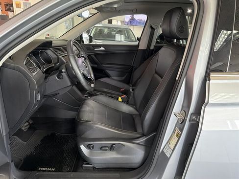 Used 2021 Volkswagen Tiguan S AWD/4WD image 9