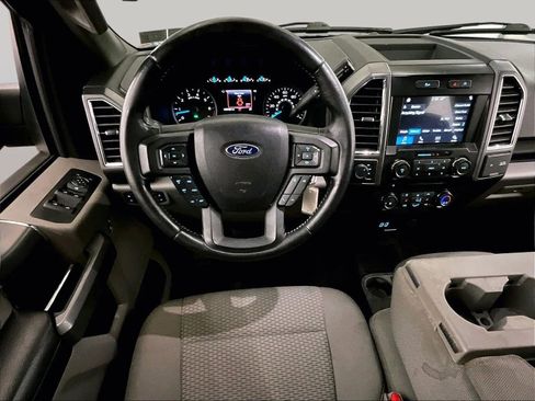 Used 2017 Ford F150 XLT w/ Equipment Group 302A Luxury image 5