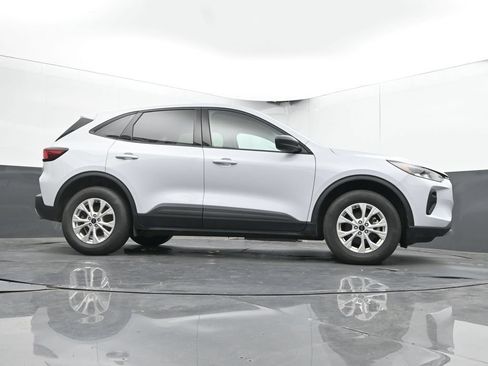 Used 2025 Ford Escape Active AWD/4WD image 33