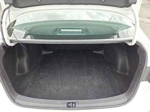 Used 2021 Toyota Corolla SE image 25