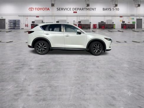 Used 2018 MAZDA CX-5 Touring w/ Preferred Equipment Package AWD/4WD image 5