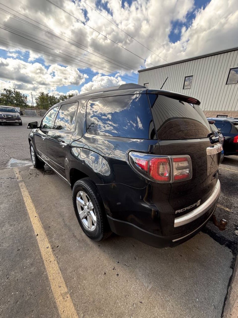 Used 2014 GMC Acadia SLE AWD/4WD image 3