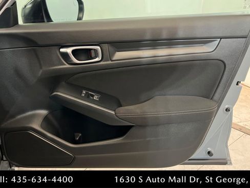 Used 2025 Honda Civic Sport image 22