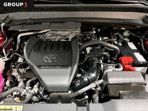 Certified 2024 Toyota Grand Highlander AWD image 32