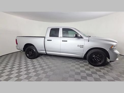 Used 2019 RAM 1500 Express RWD image 35