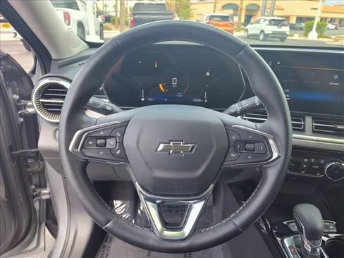 Certified 2024 Chevrolet Trax ACTIV w/ Driver Confidence Package FWD image 18