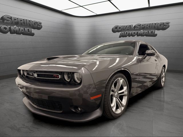 Used 2020 Dodge Challenger R/T RWD image 1