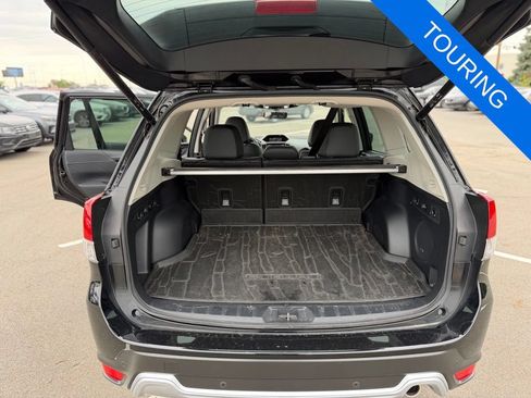 Used 2022 Subaru Forester Touring AWD/4WD image 8