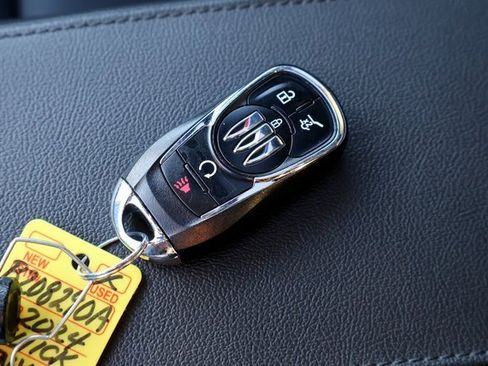 Used 2024 Buick Envista Avenir image 39