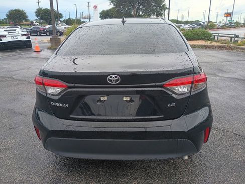 Certified 2024 Toyota Corolla LE FWD image 8