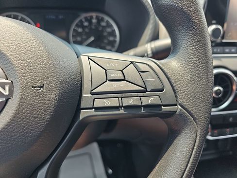 Used 2025 Nissan Sentra S FWD image 18