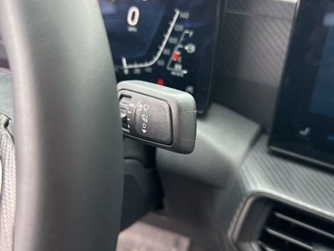 Used 2024 Ford Mustang Coupe image 18