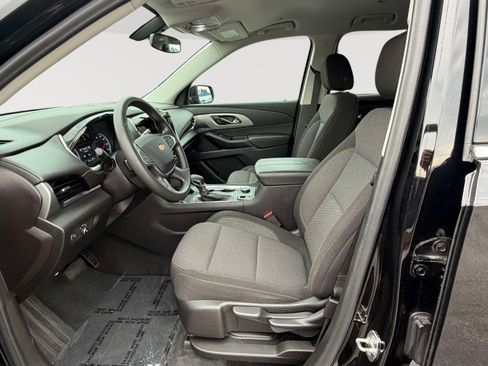 Used 2021 Chevrolet Traverse LS FWD image 21