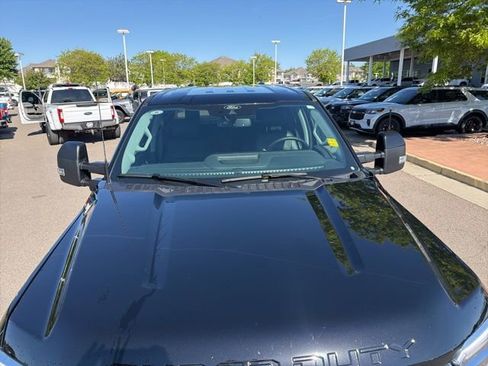 Certified 2025 Ford F250 Lariat AWD/4WD image 9