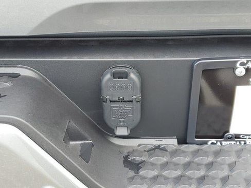 New 2026 GMC Canyon Elevation w/ Convenience Package AWD/4WD image 13
