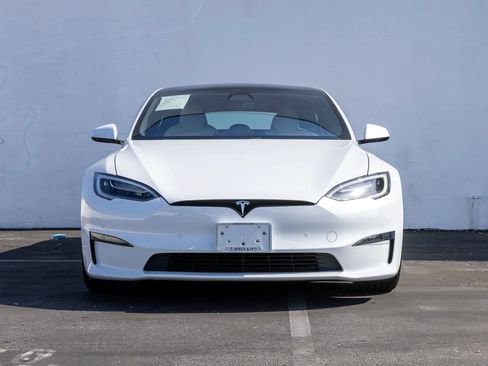 Used 2021 Tesla Model S Long Range AWD/4WD image 2