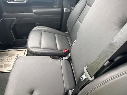 Used 2025 GMC Sierra 1500 SLT AWD/4WD image 33