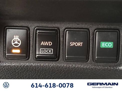 Used 2017 Nissan Rogue SV w/ SV Premium Package AWD/4WD image 39