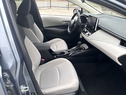 Used 2020 Toyota Corolla LE image 24
