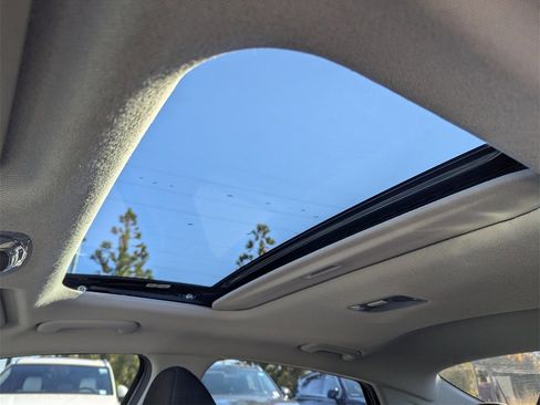 Used 2024 Hyundai Elantra SEL w/ Convenience Package image 13