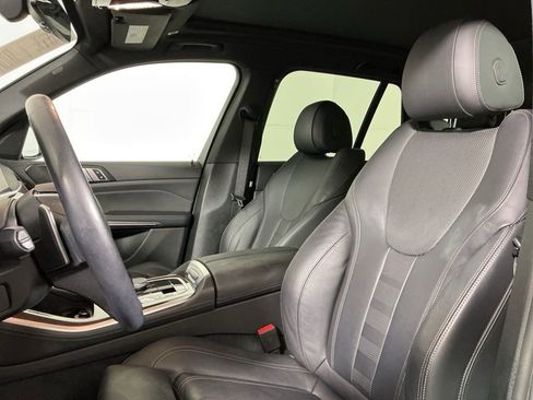 Certified 2022 BMW X5 xDrive40i w/ Premium Package AWD/4WD image 22