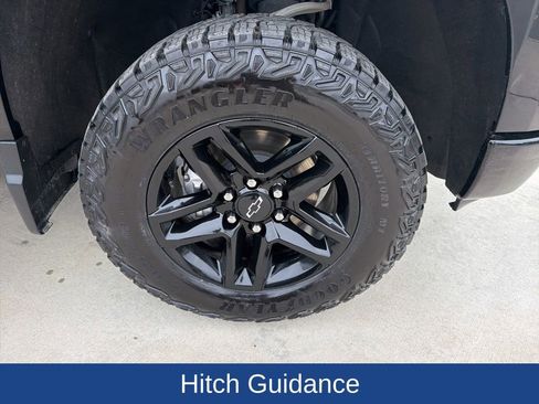 Used 2024 Chevrolet Silverado 1500 Custom Trail Boss image 9