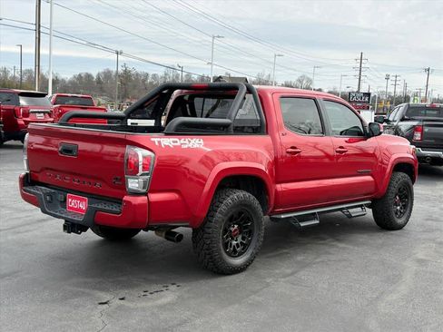 Used 2021 Toyota Tacoma TRD Sport w/ TRD Premium Sport Package image 3