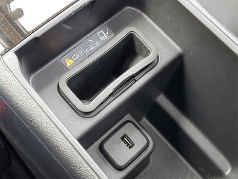 Used 2018 Buick Regal Essence w/ Driver Confidence Package #1 image 31