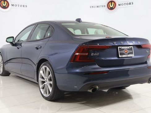Used 2020 Volvo S60 T6 Momentum w/ Protection Package image 4